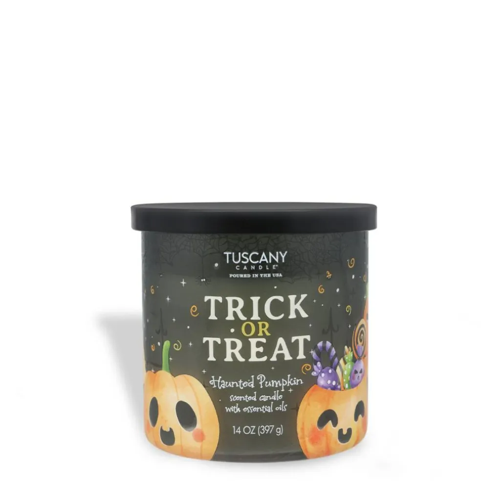 Trick or Treat: Haunted Pumpkin Scented Halloween Candle (14 oz)