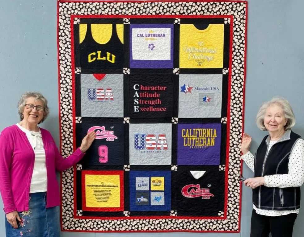 T-Shirt Quilt: Eleanor Burns Signature Quilt Pattern
