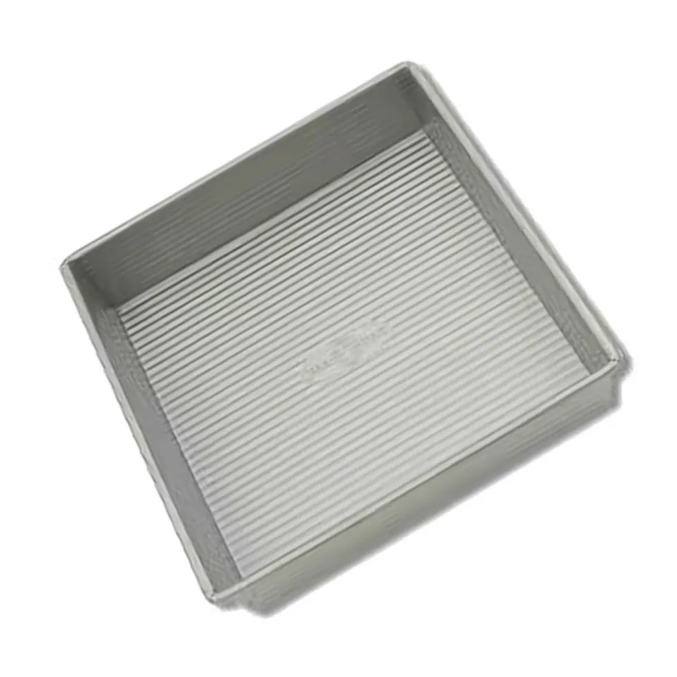 USA Pan 9 x 9 in. USA Pan Nonstick Surface Steel Square Cake Pan 12 Cups