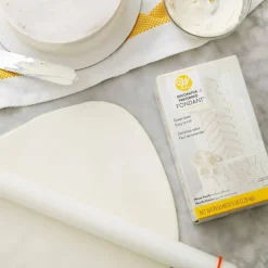 Wilton® Decorator Preferred™ 5lb. White Vanilla Fondant