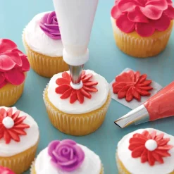 Wilton™ 9-Piece Starter Decorating & Piping Tip Set