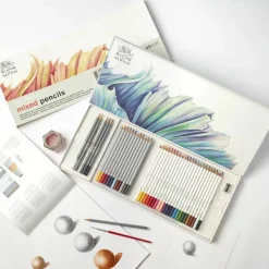 Winsor & Newton® Studio Collection Mixed Pencil Box Set