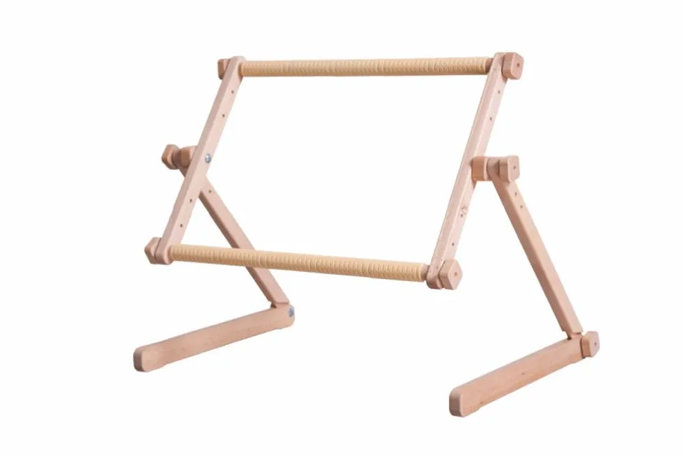 Wooden embroidery stand UNIVERSAL ( SOFA AND TABLE-TYPE) Chaffinch 35*48 cm CSZI3548