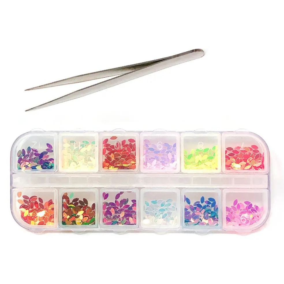 Wrapables Dazzling Nail Art Rhinestones Nail Manicure with Plastic Case