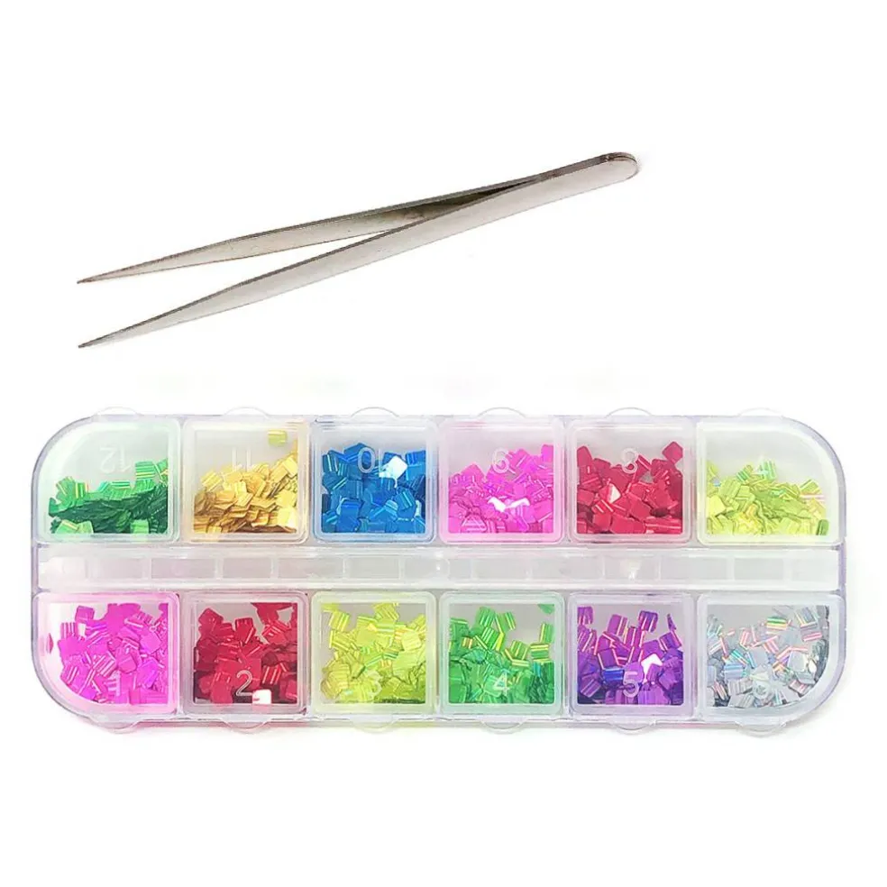 Wrapables Dazzling Nail Art Rhinestones Nail Manicure with Plastic Case