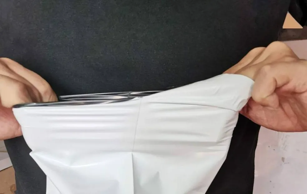 17.7 X 22 Inches Poly Mailers
