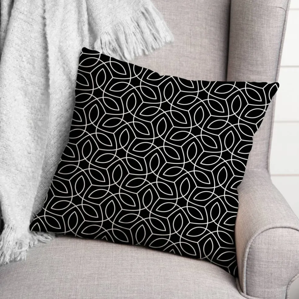 18" x 18" Leaf Swirls Indoor/Outdoor Throw Pillow