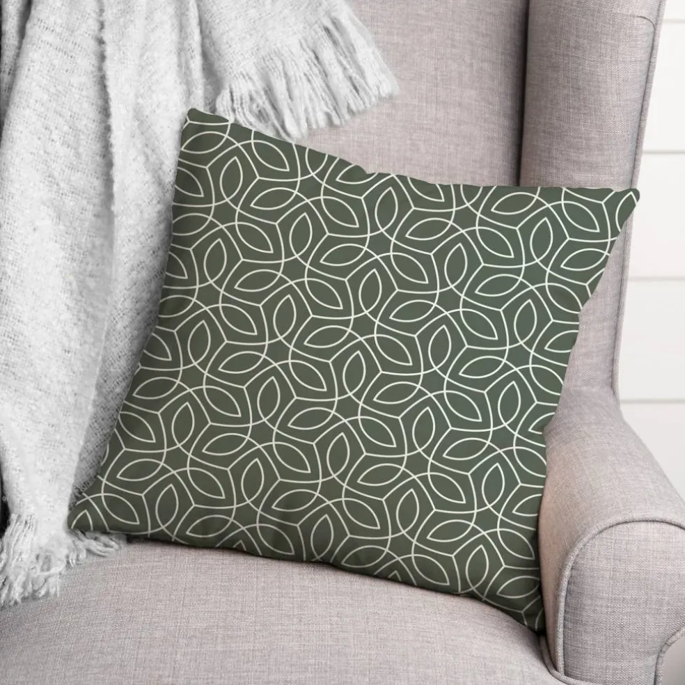 18" x 18" Leaf Swirls Indoor/Outdoor Throw Pillow