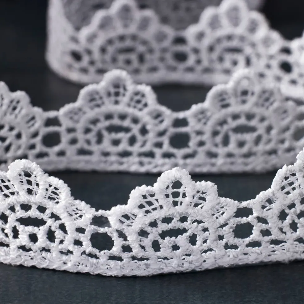 7/8" x 2yd. Lace Scallop Ribbon by Celebrate It®