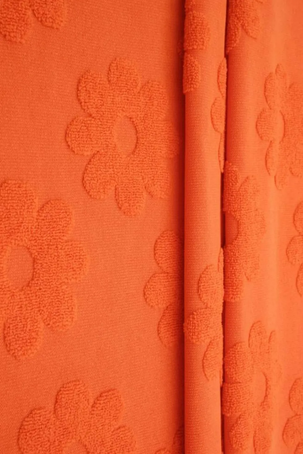 1 Yard Daisy Floral Jacquard Knit Fabric for Apparel 58/60" Wide