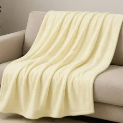 1 Yard Ivory Acrylic Felt Fabric 72