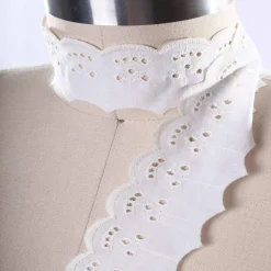 2 Yards Ivory Cotton Eyelet Lace Trim Scalloped Edge with Smiley Pattern